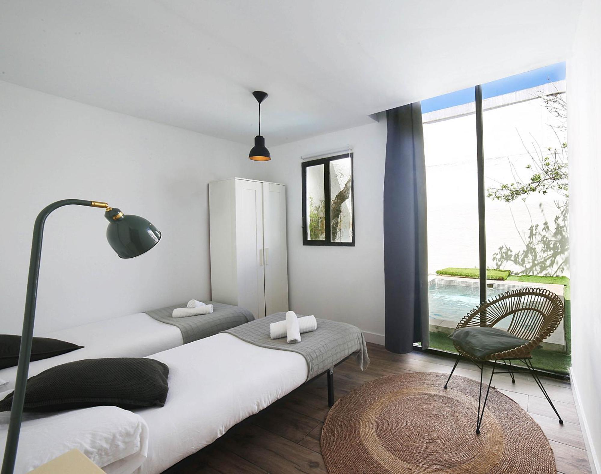 Fridays Flats Casa Lavander Pousada